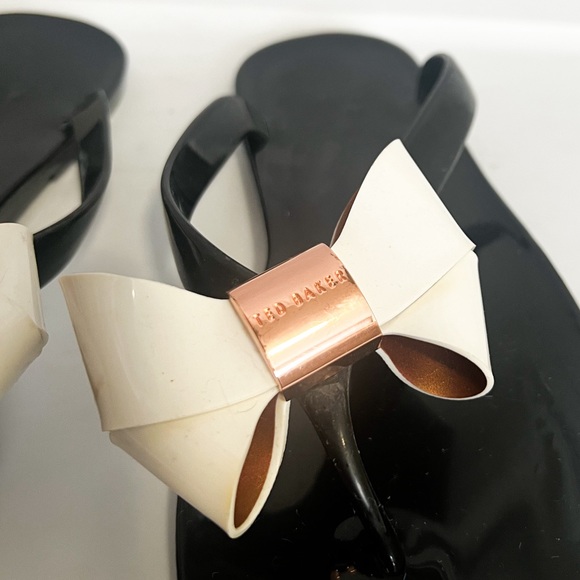 Ted Baker Ettiea Jelly Bow Black White Flip Flop Thong Sandals - Picture 3 of 9